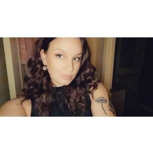 Meet your Posher, Tara